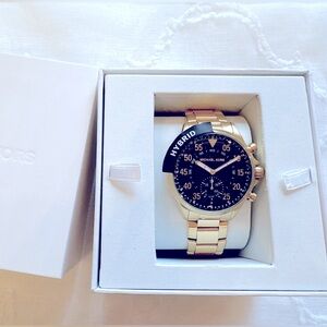 NWB Michael Kors Hybrid Analog Black Dial Men's Watch - MKT4008